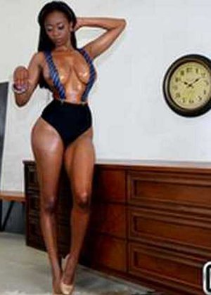 Mya Lushes