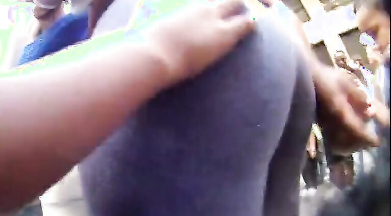 Candid Huge Booty Bubble Ass Pacotuda Pawg Culona Huge Butt 36