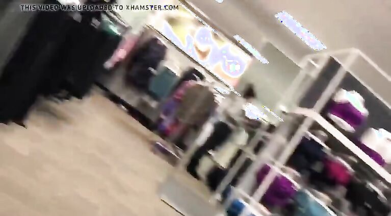 White girl with a huge butt