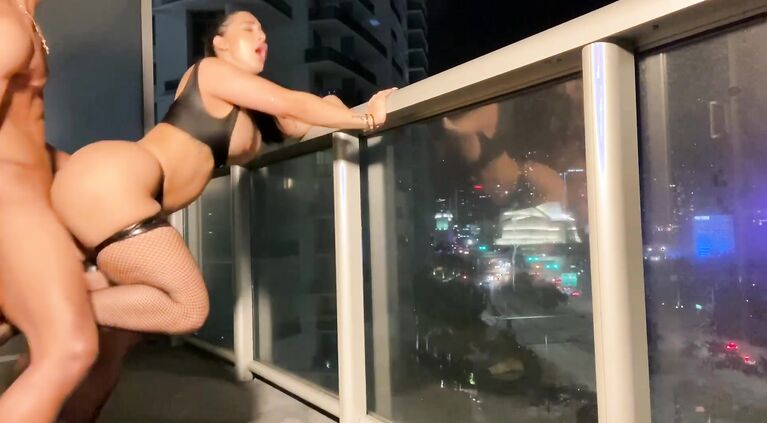 lil d gets caught fucking valerie kay on the balcony instagram lastlild