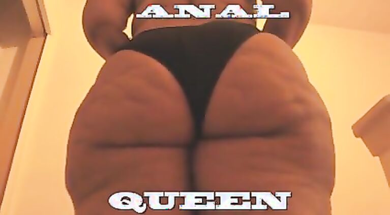 ASS FUCK QUEEN SPRAYED HER BUTT