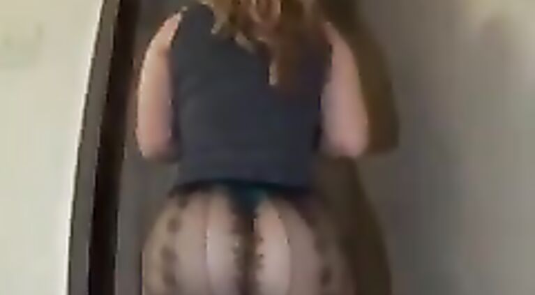 Culona housewife - pantyhose